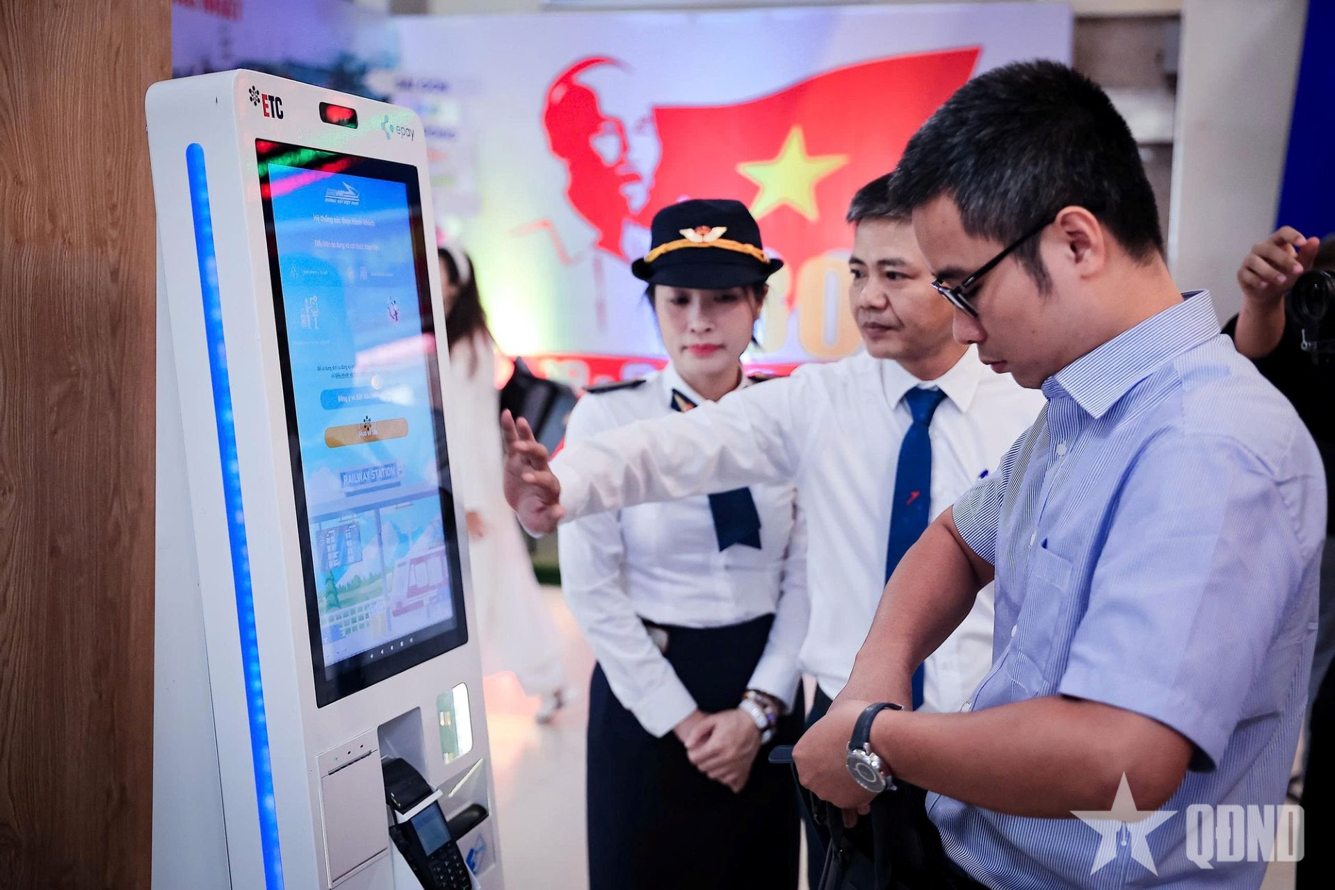 Tôn vinh hành trình Đường sắt Việt Nam qua sáng tác và tư liệu